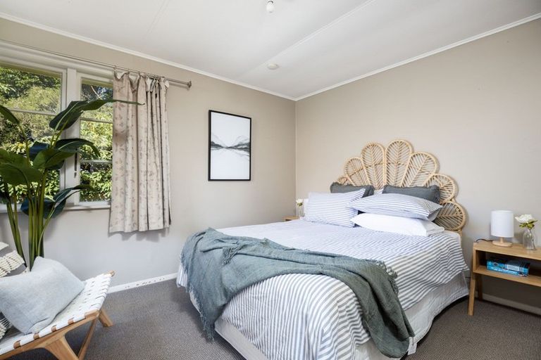 Photo of property in 121 Frankley Road, Frankleigh Park, New Plymouth, 4310