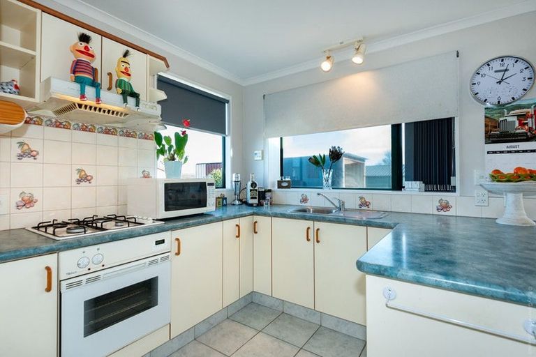 Photo of property in 6 Geisha Road, Waikuku, Rangiora, 7473