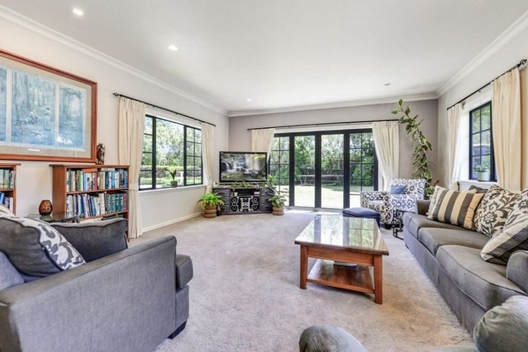 Photo of property in 143 Taylor Street, Cambridge, 3434