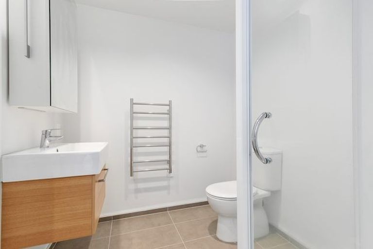 Photo of property in 113/4 Bluegrey Avenue, Stonefields, Auckland, 1072
