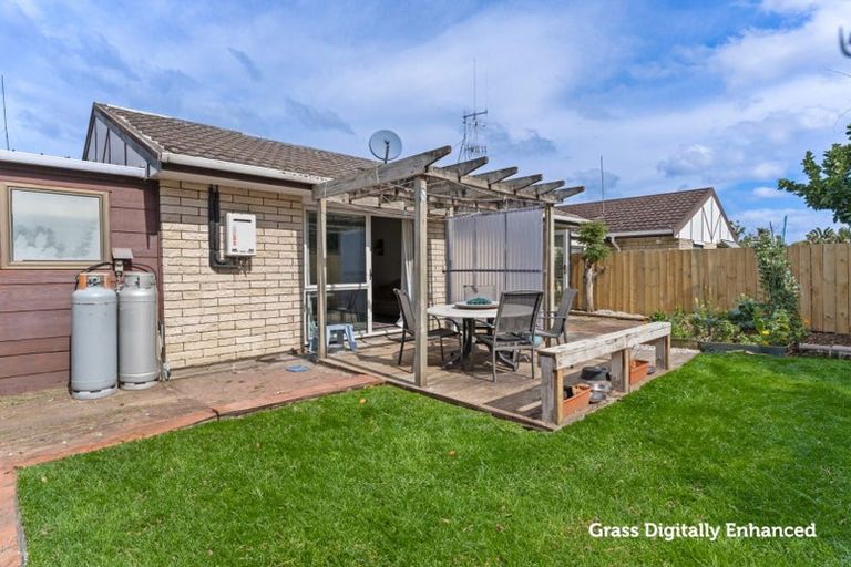 Photo of property in 20b Dickson Road, Papamoa Beach, Papamoa, 3118