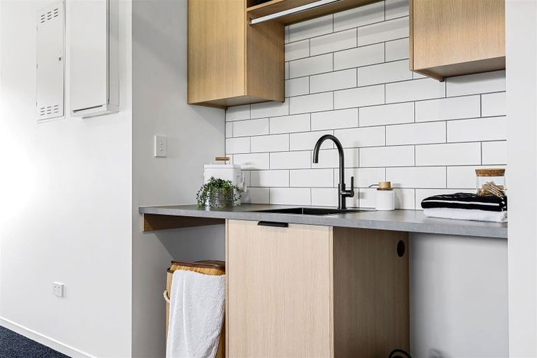 Photo of property in 37 Mcquillan Avenue, Woodend, 7610