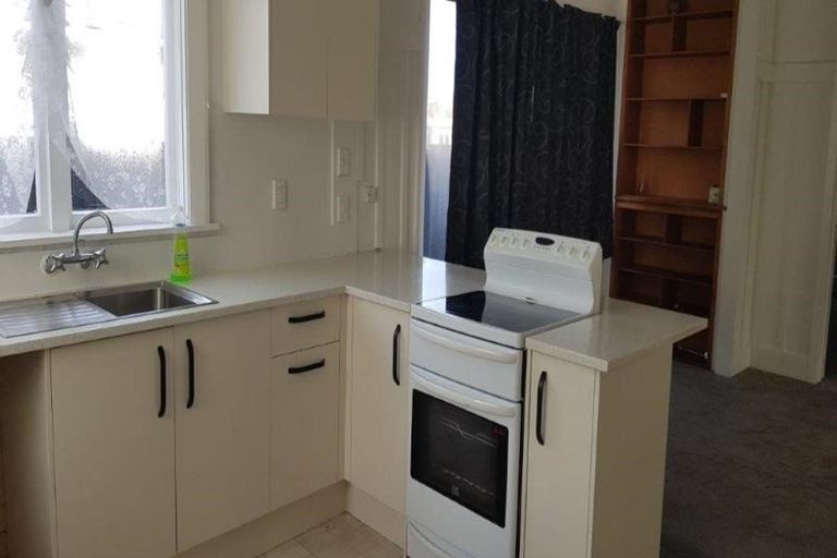 Photo of property in 1/170 Main North Road, Redwood, Christchurch, 8051