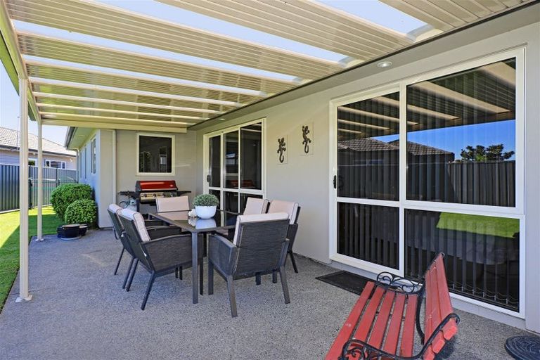 Photo of property in 18 Lowry Place, Frimley, Hastings, 4120