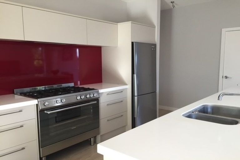 Photo of property in 14 Heemskerck Place, Britannia Heights, Nelson, 7010