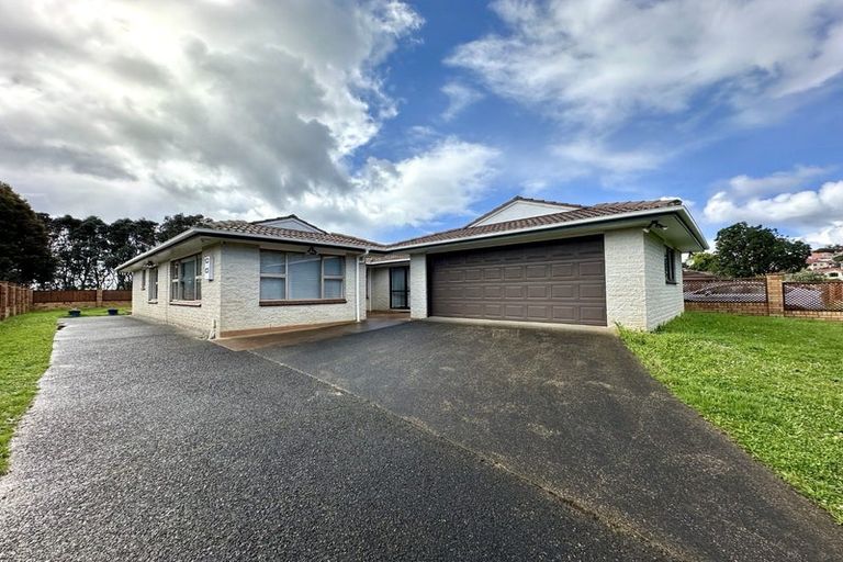 Photo of property in 83 Velma Road, Hillcrest, Auckland, 0627
