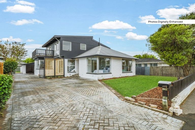 Photo of property in 254 Lake Terrace Road, Shirley, Christchurch, 8061