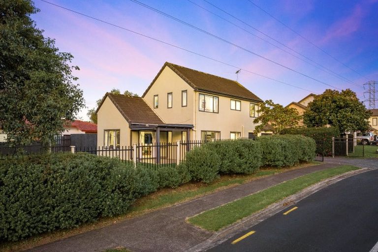 Photo of property in 2 Whitbourne Heights, Manurewa, Auckland, 2105