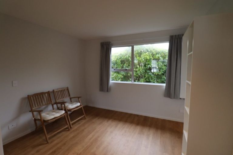 Photo of property in 44 Parkvale Road, Karori, Wellington, 6012