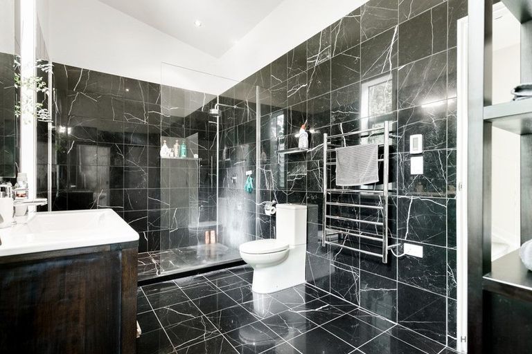 Photo of property in 13 Miha Road, Titirangi, Auckland, 0604