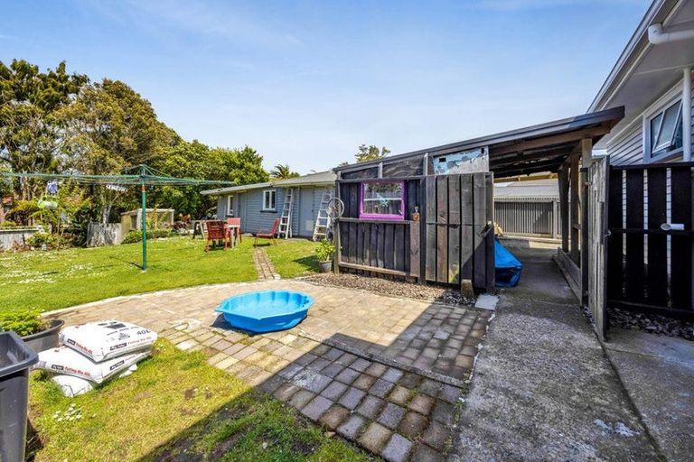 Photo of property in 17 Antonio Street, Stratford, 4332