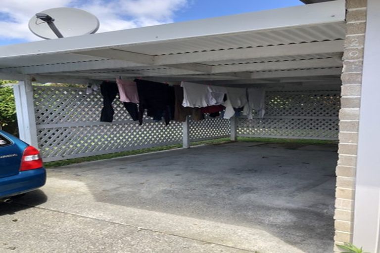 Photo of property in 15a Craddock Street, Waterloo, Lower Hutt, 5011