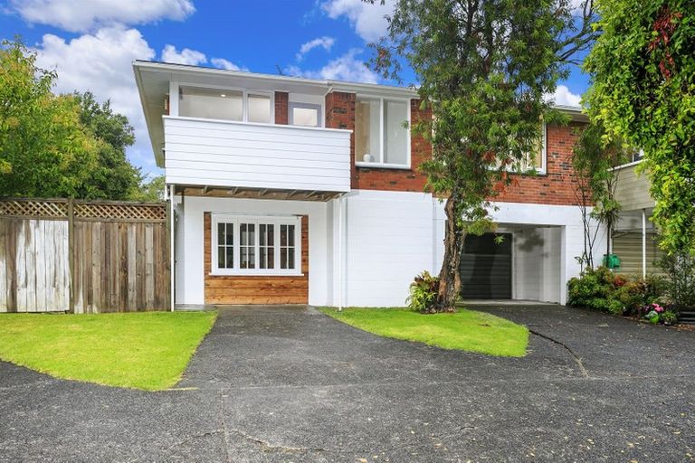 Photo of property in 1/12 Eban Avenue, Hillcrest, Auckland, 0627