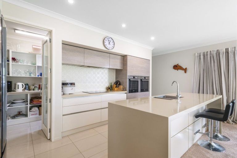 Photo of property in 42 Mortlake Heights, Pyes Pa, Tauranga, 3112