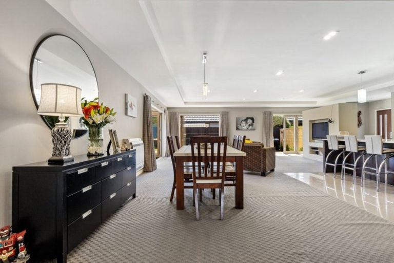 Photo of property in 23 Oakwood Drive, Rangiora, 7400