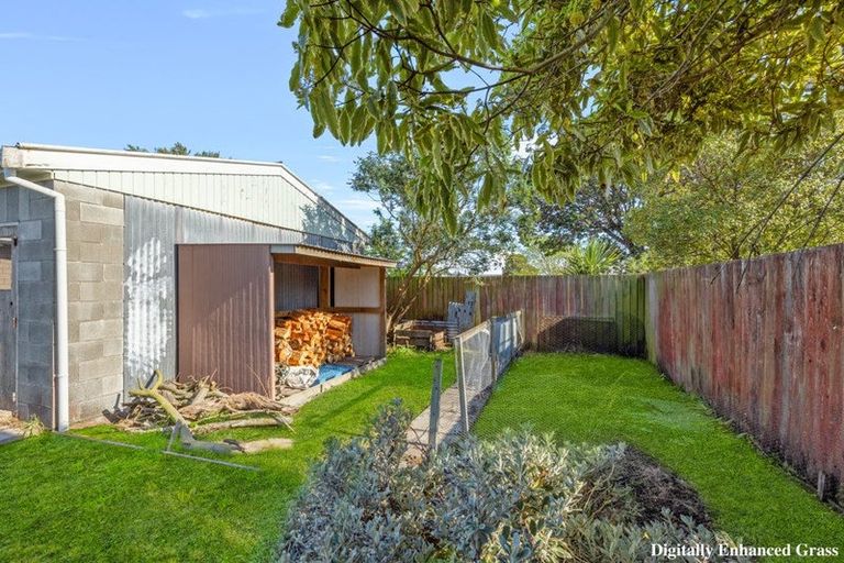Photo of property in 4 Royalist Avenue, North New Brighton, Christchurch, 8083