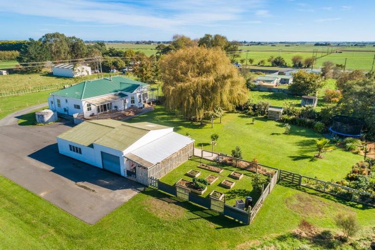 Photo of property in 2114 State Highway 56, Longburn, Palmerston North, 4477
