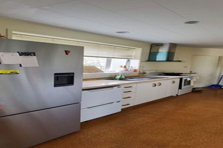 Photo of property in 67 Ravenwood Drive, Forrest Hill, Auckland, 0620