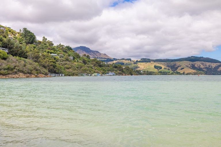 Photo of property in 20 Te Wharau Lane, Charteris Bay, Governors Bay, 8971