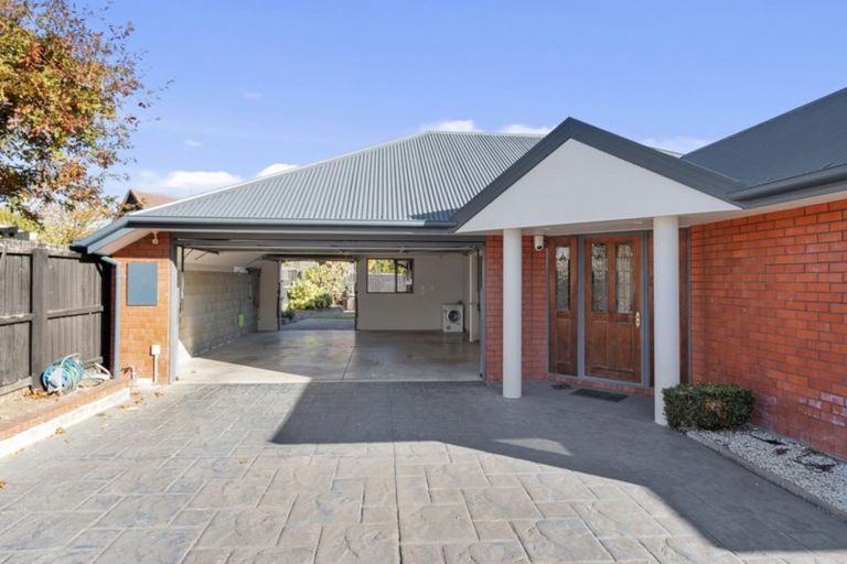 Photo of property in 34 Alpine View Lane, Parklands, Christchurch, 8083