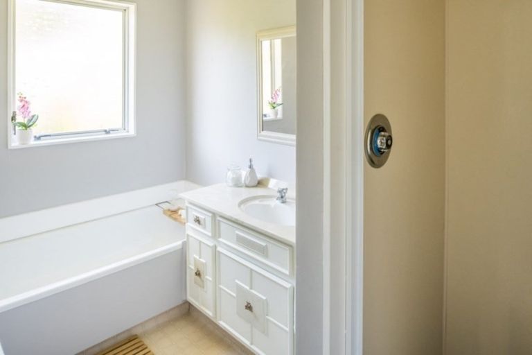 Photo of property in 23 Yarrow Place, Papakowhai, Porirua, 5024