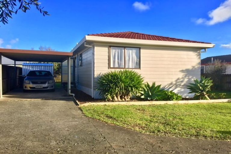 Photo of property in 1/143 Te Irirangi Drive, Flat Bush, Auckland, 2019