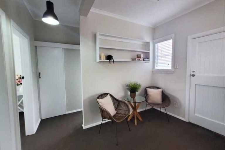 Photo of property in 129 Kerrs Road, Avonside, Christchurch, 8061