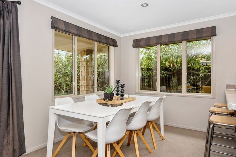 Photo of property in 12a Dover Road, St Andrews, Hamilton, 3200