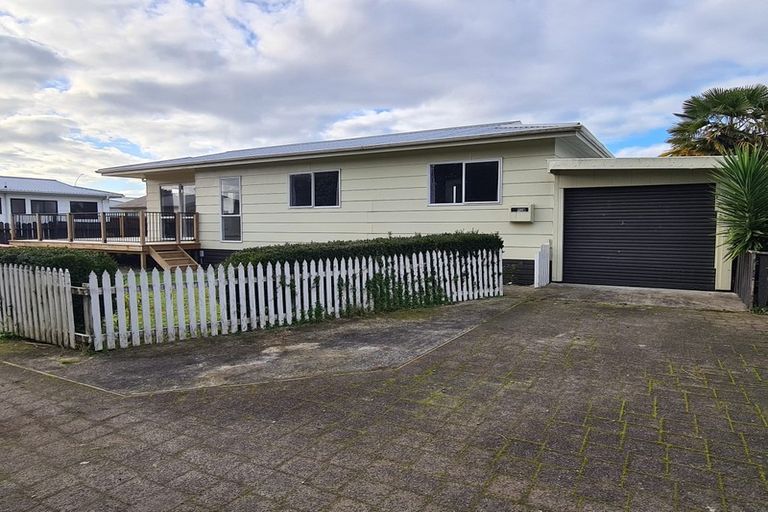Photo of property in 119c Avalon Drive, Nawton, Hamilton, 3200