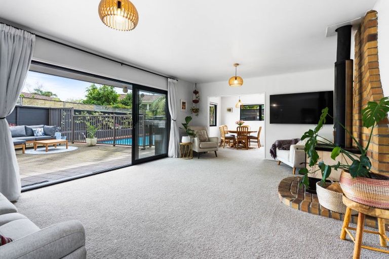 Photo of property in 6 Ranfurly Place, Te Kamo, Whangarei, 0112