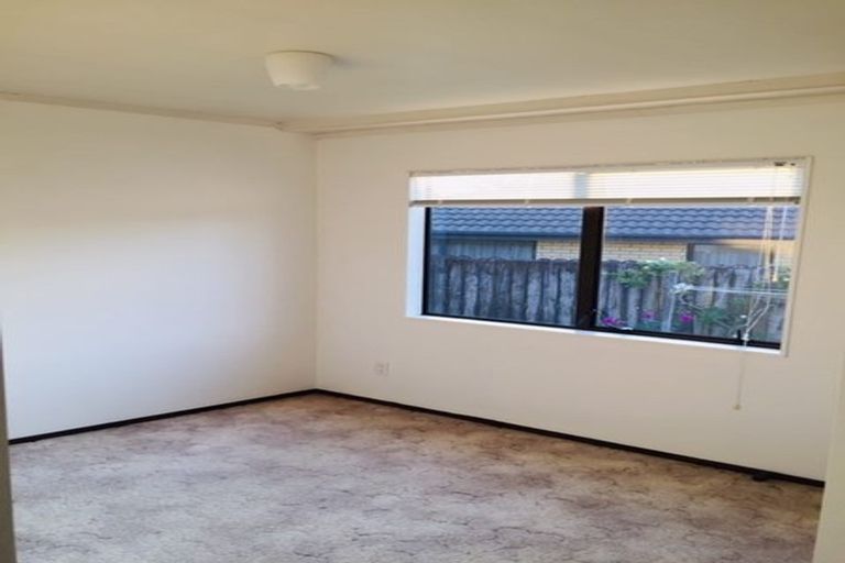 Photo of property in 5 Alpha Street, Papakura, 2110