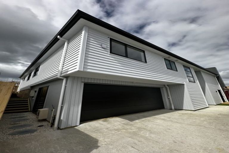 Photo of property in 1 Sunnyheights Road, Orewa, 0931