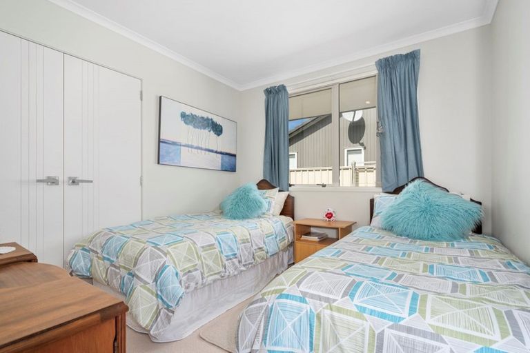 Photo of property in 4 Sandspit Way, Papamoa Beach, Papamoa, 3118