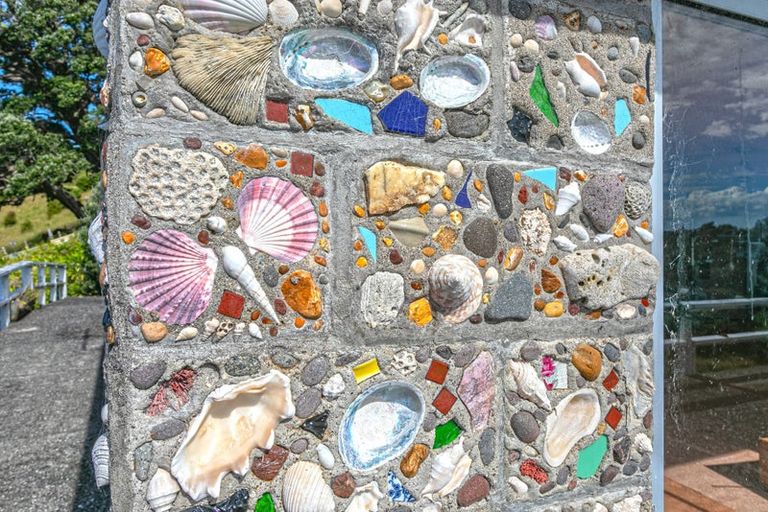 Photo of property in 14 Woods Road South, Colville, Coromandel, 3584