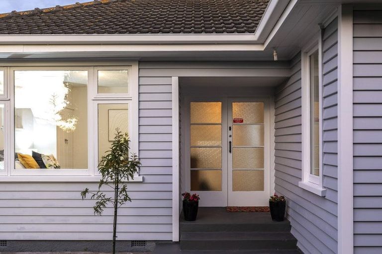 Photo of property in 9a Meadow Street, Papanui, Christchurch, 8052