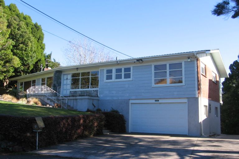 Photo of property in 4 Tawini Road, Titirangi, Auckland, 0604