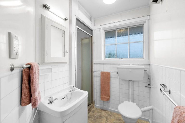 Photo of property in 2/48 Main North Road, Papanui, Christchurch, 8052