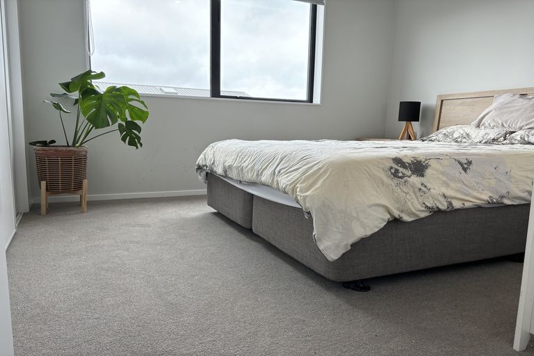 Photo of property in 36 Clark Road, Hobsonville, Auckland, 0616