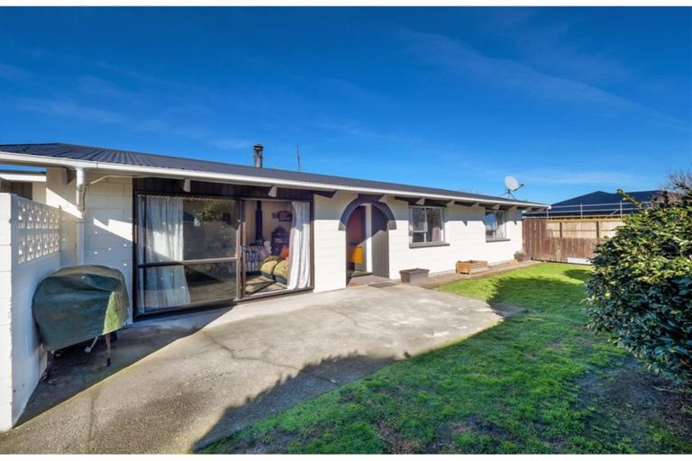 Photo of property in 295 Hendersons Road, Hoon Hay, Christchurch, 8025