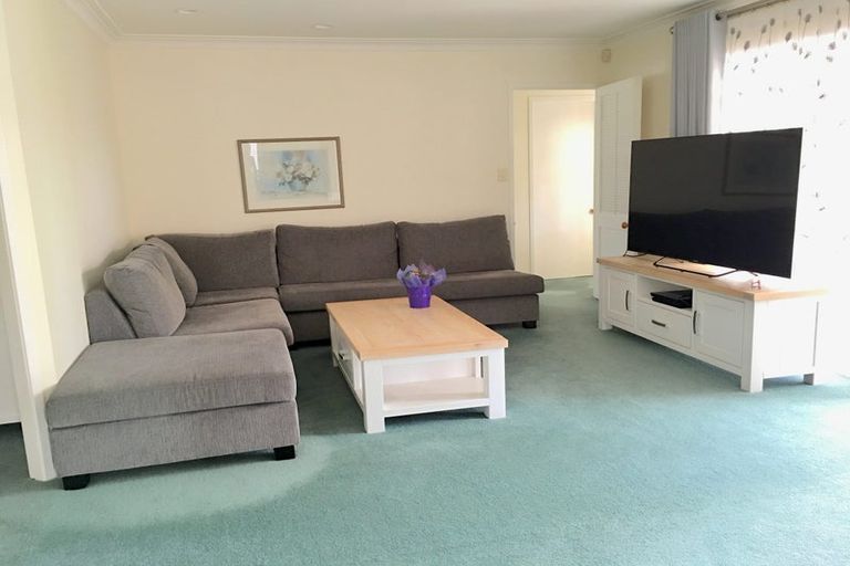 Photo of property in 103 Prince Regent Drive, Half Moon Bay, Auckland, 2012