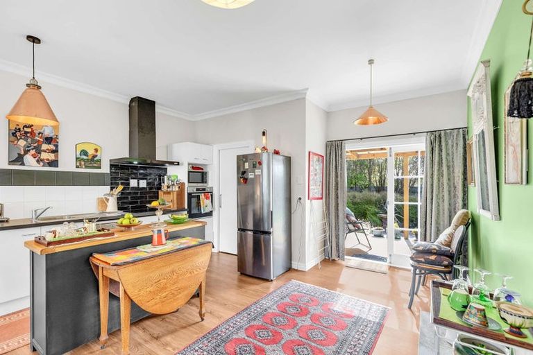 Photo of property in 99 Heretaunga Street, Palmerston North, 4414