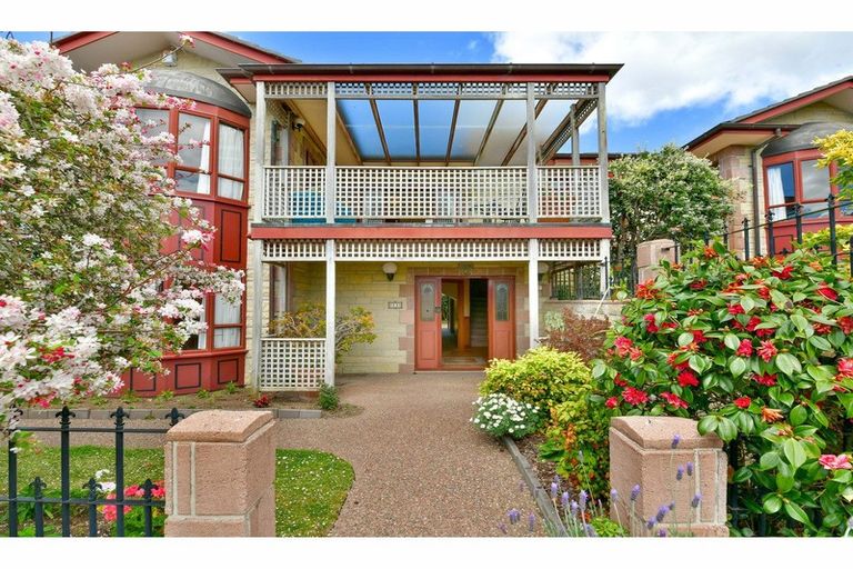 Photo of property in 54 Cherub Place, West Harbour, Auckland, 0618