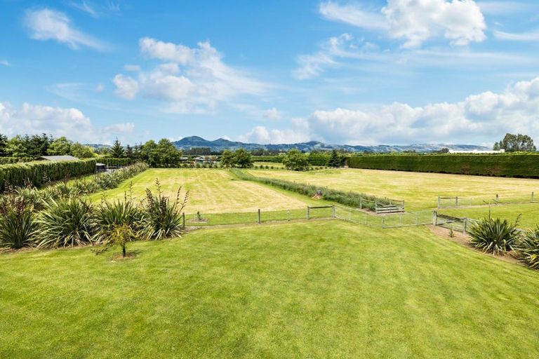 Photo of property in 77 Tirohanga Road, North Taieri, Mosgiel, 9092