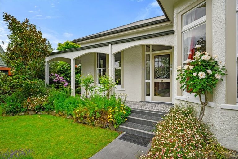 Photo of property in 34 Gordon Avenue, St Albans, Christchurch, 8014