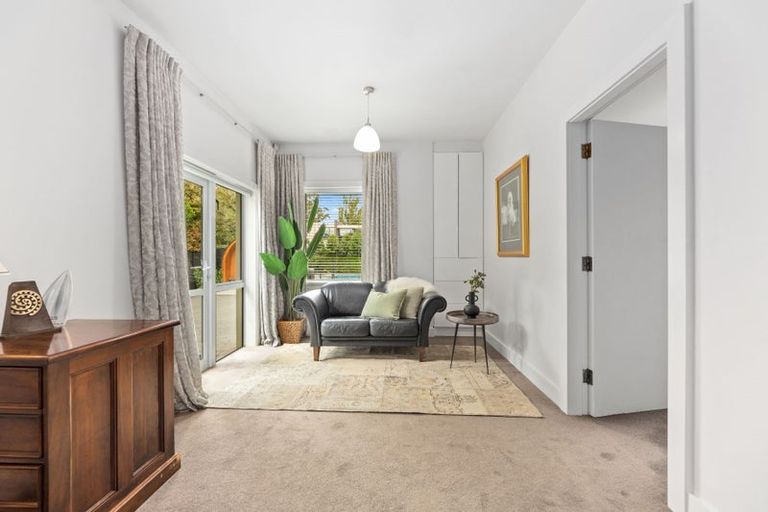 Photo of property in 66 Kahu Road, Fendalton, Christchurch, 8041