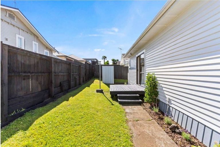Photo of property in 1/16 Duke Street, Papakura, 2110