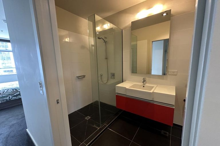 Photo of property in 22 Liardet Apartments, 22 Liardet Street, New Plymouth, 4310