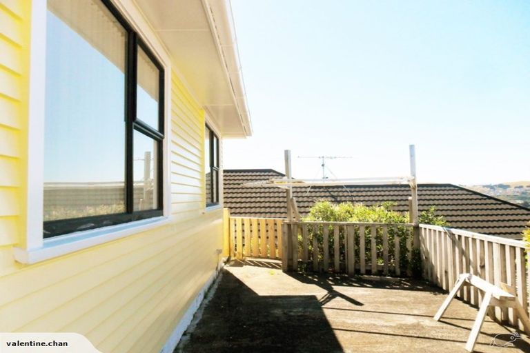 Photo of property in 40 Cunliffe Street, Johnsonville, Wellington, 6037