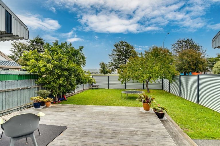 Photo of property in 245 Taradale Road, Pirimai, Napier, 4112