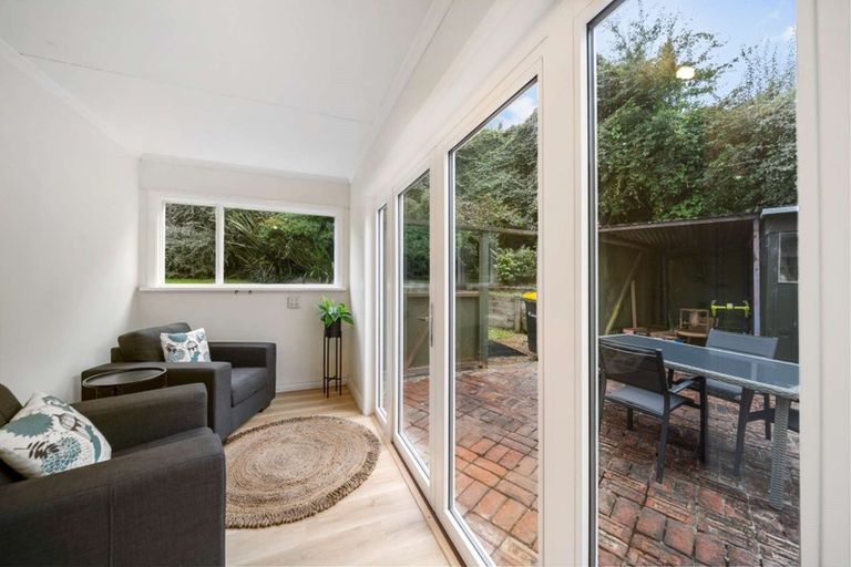 Photo of property in 104 Neidpath Road, Mornington, Dunedin, 9011